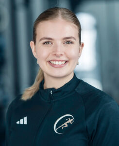 Enna Sassen ist Physiotherapeutin in der REHA-diesportstrategen