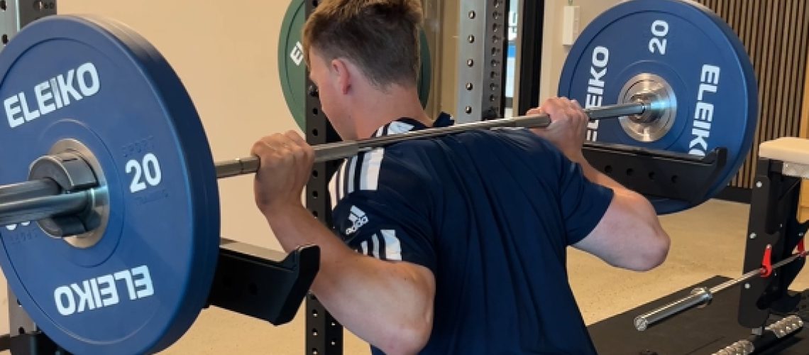 Isometrisches Training – effektive Übung für Kraftaufbau und Rehabilitation