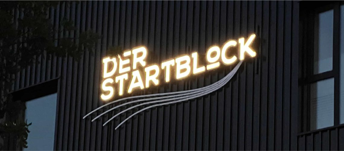 Entdecke vielseitige Workshops im #STARTblock 2025! Von Langhantel-Training über Triggern bis hin zu Lauftechnik, Boxen und Kettlebell-Training – hier findest du Angebote für dein Wohlbefinden, Fitness und persönliche Weiterentwicklung. Jetzt anmelden und durchstarten!